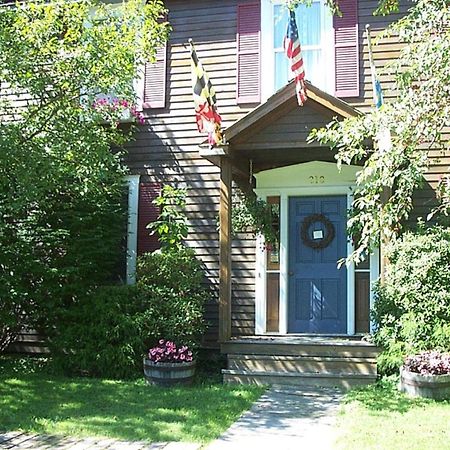 Chesapeake Inn Of Lenox Bagian luar foto