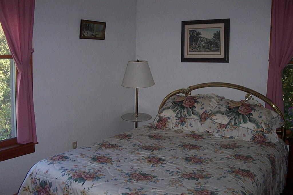 Chesapeake Inn Of Lenox Ruang foto