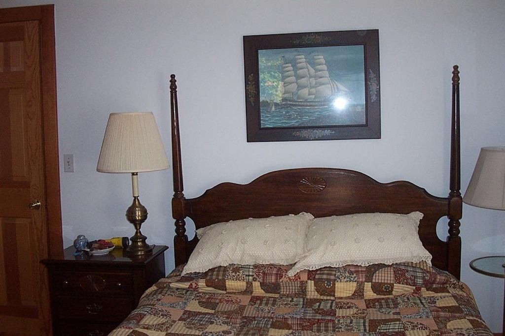 Chesapeake Inn Of Lenox Ruang foto